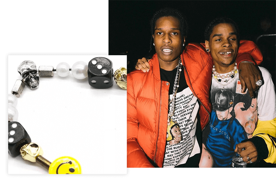 Salute Evae+ Smiley Pearl Necklace